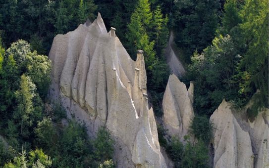 Le piramidi di terra di Collepietra